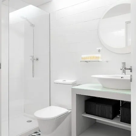 Rooftop Balcony At Historic Center 아파트 *