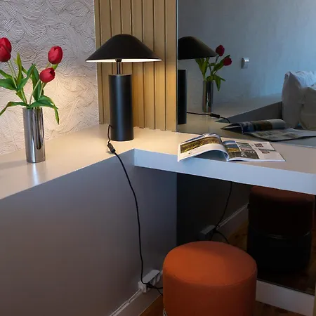 아파트 Rooftop Balcony At Historic Center